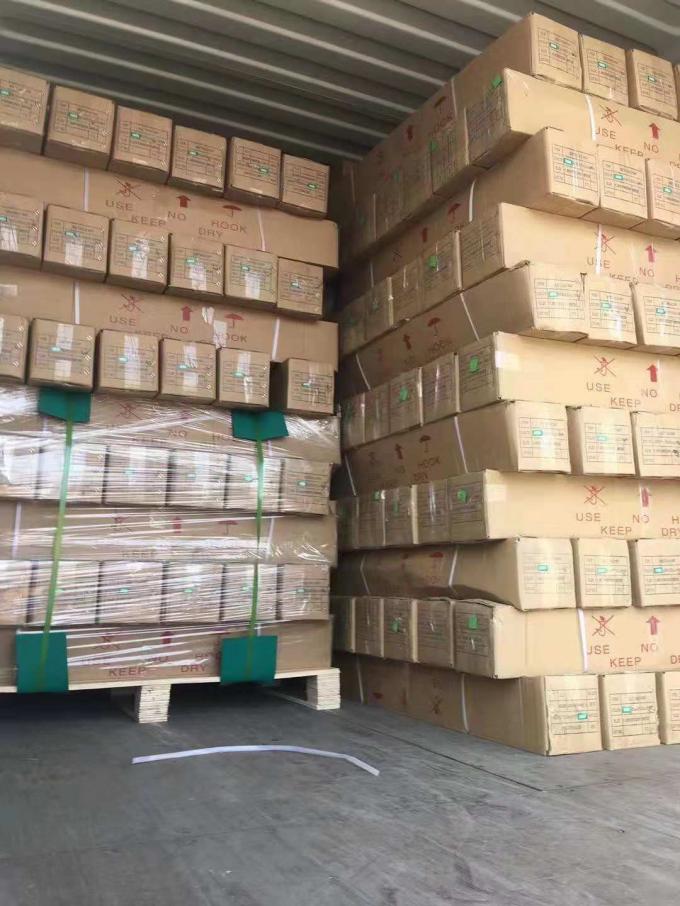 10e6 - 10e9 ohm ESD ยาง Mat Roll 1m / 1.2m ความกว้าง