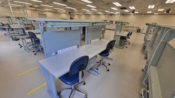 โต๊ะทํางาน ESD ที่กําหนดเอง สําหรับช่างไฟฟ้าและอิเล็กทรอนิกส์