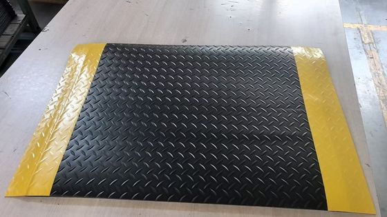 แผ่นรองยืนกันไฟฟ้าสถิต | พื้นโฟม PVC ลดความเมื่อยล้า