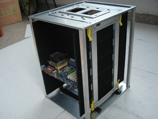 ชั้นวาง PCB นิตยสาร ESD แบบปรับได้รางเฟือง ชั้นวางจัดเก็บ PCB SMT ป้องกันไฟฟ้าสถิต
