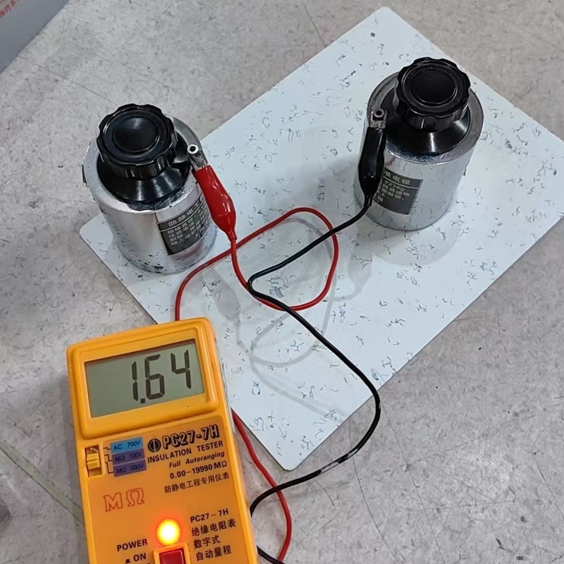 ESD Vinyl Flooring Static Control กระเบื้องพื้นแบบนําไฟ ESD และสารแก้ไขแบบกันสแตตติก